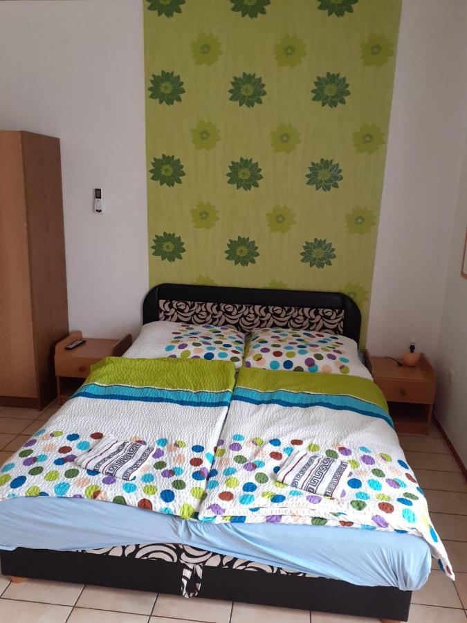 Hotel Lajtos Vendeghaz Hajdúszoboszló Zewnętrze zdjęcie